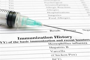 schoolnurseimmunize 